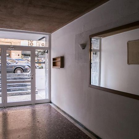 Best House, Anakreontos, Perivolaki, Nikaia, P... Пирея Екстериор снимка